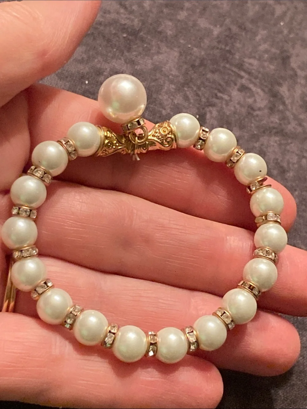 Pearl Bead Stretch Bracelet with Gold Accent Charm